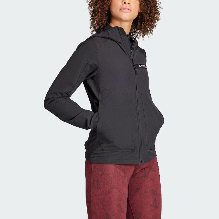 adidas Многослойная куртка Soft Shell с твердым логотипом, спортивная куртка Soft Shell для активного отдыха, женская куртка черного цвета HZ4427