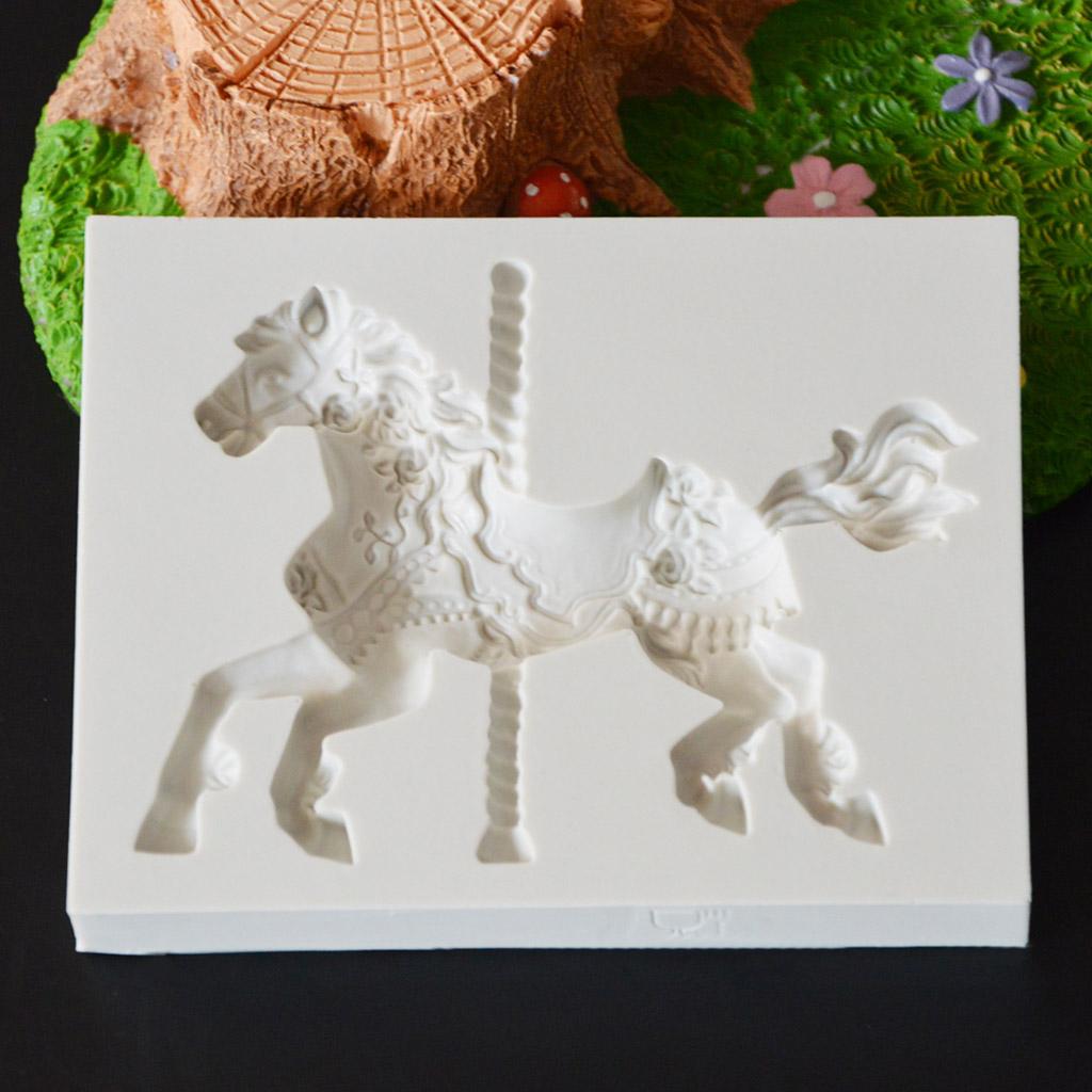DIY Fondant Moulds Chocolate Mould Candy Molds Carousel Shape Baking Gadget Silicone Material Kitchen Baking Accessories