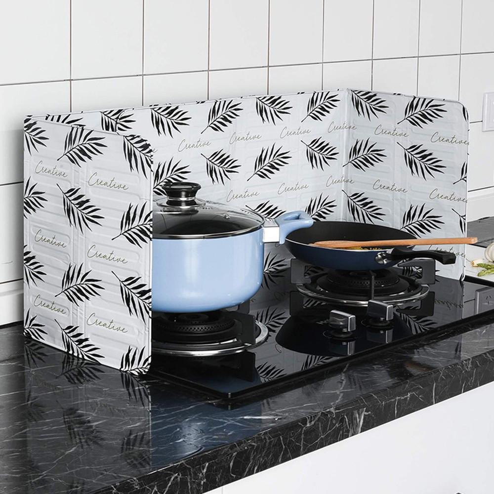 Home Kitchen Stove Foil Plate Prevent Oil  Cooking Hot Baffle Kitchen Tool