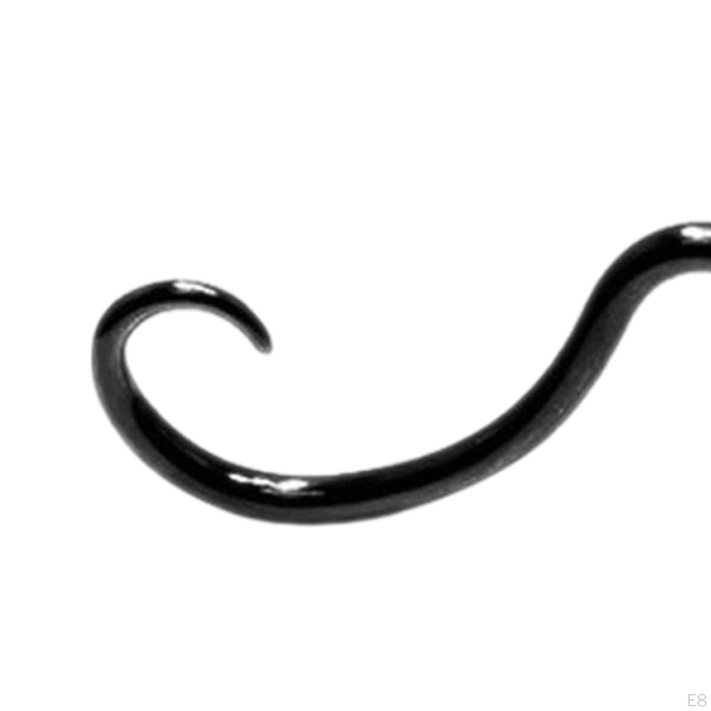 Классическое кольцо в носу с усами для особых случаев