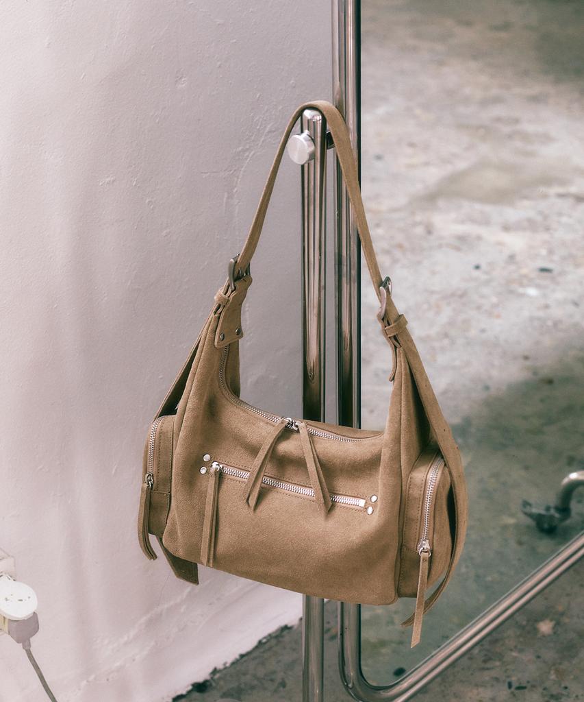 Khiho Cowhide Flash Shoulder Bag 2 Colors
