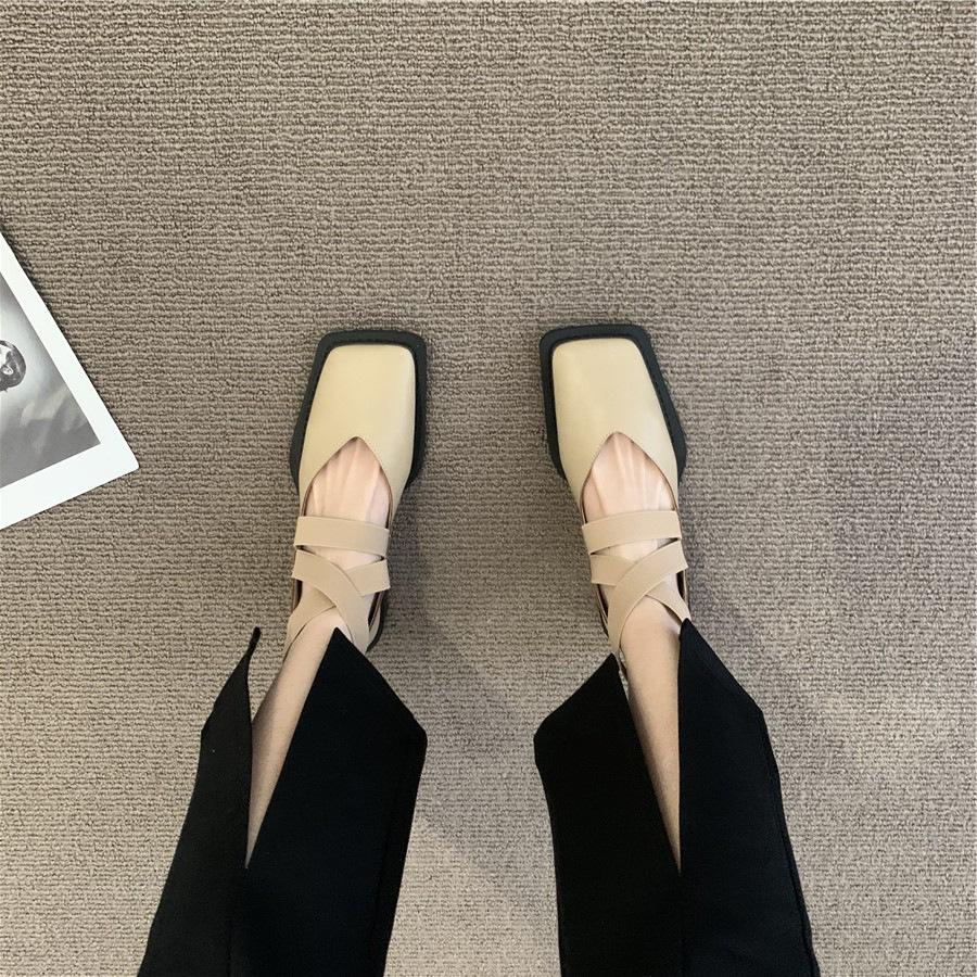 Маленькие кожаные туфли женские весна 2024 новые универсальные модные туфли с квадратным носком и плоским дном с неглубоким носком ленивые мокасины