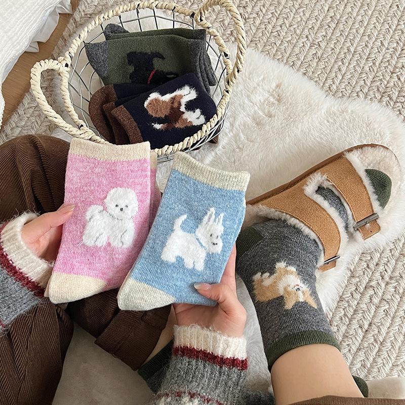 1/5pcs Women's Cartoon Animal Fur Socks Women Autumn and Winter Warm Thickened Pile Socks Color Matching Middle Tube Socks