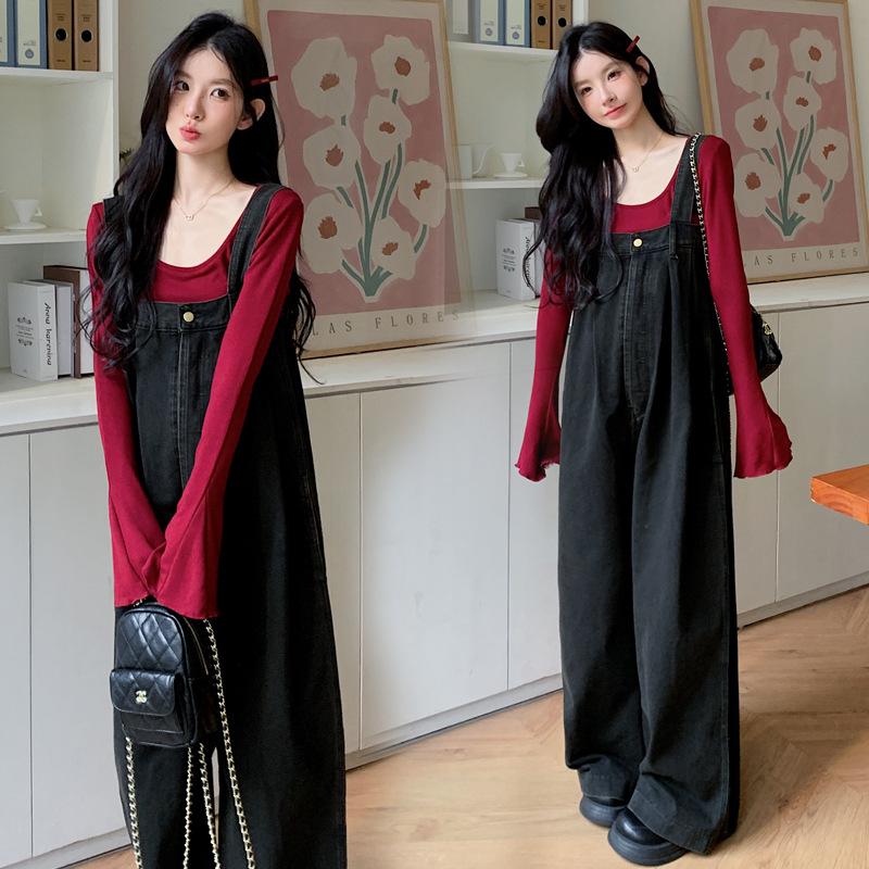 2026 Spring Maternity Set: Washed Denim Overalls & Bell Sleeve Layered Top