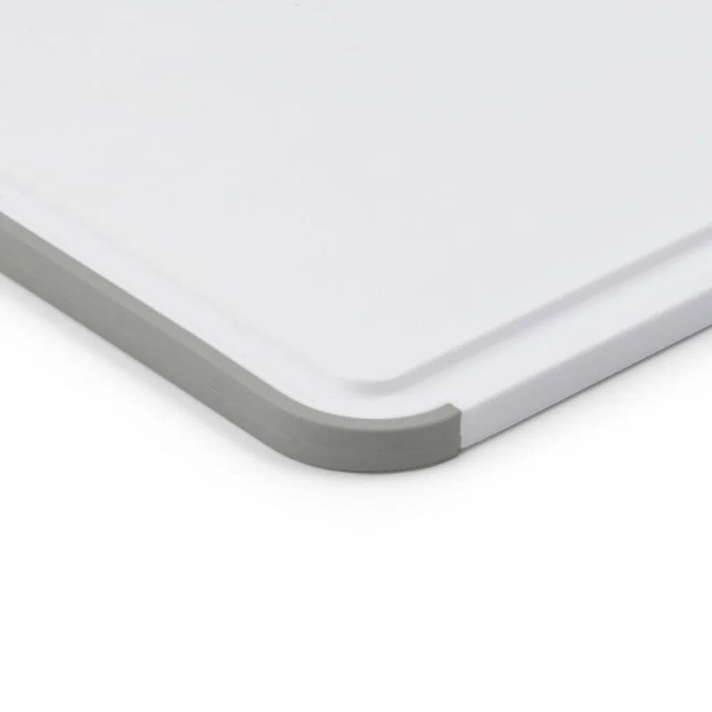 Неабсорбирующая разделочная доска с нескользящими краями Легкая очистка Прочная полиэтиленовая поверхность Для рубки, нарезки, шинковки, приготовления пищи