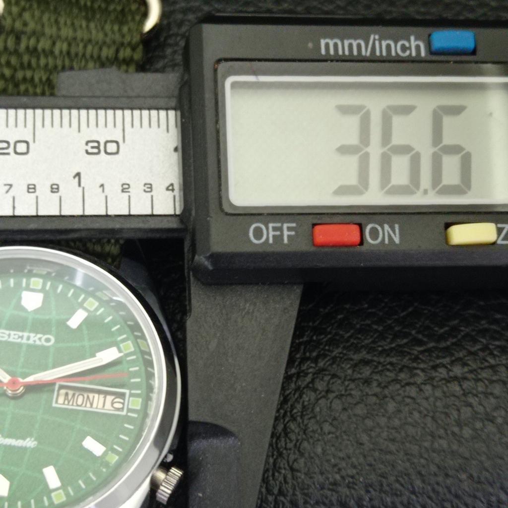 ВОССТАНОВЛЕННЫЕ ВИНТАЖНЫЕ АВТОМАТИЧЕСКИЕ МУЖСКИЕ ЧАСЫ SEIKO JAPAN С ЗЕЛЕНЫМ ЦИФЕРБЛАТОМ a433576-2