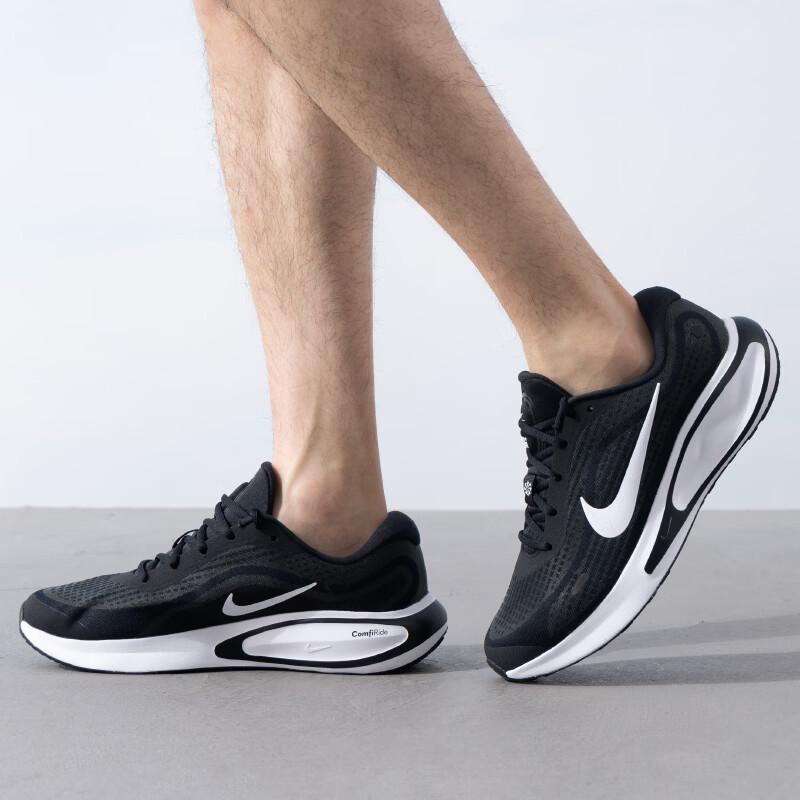 Nike Мужские кроссовки для бега по шоссе Journey Run