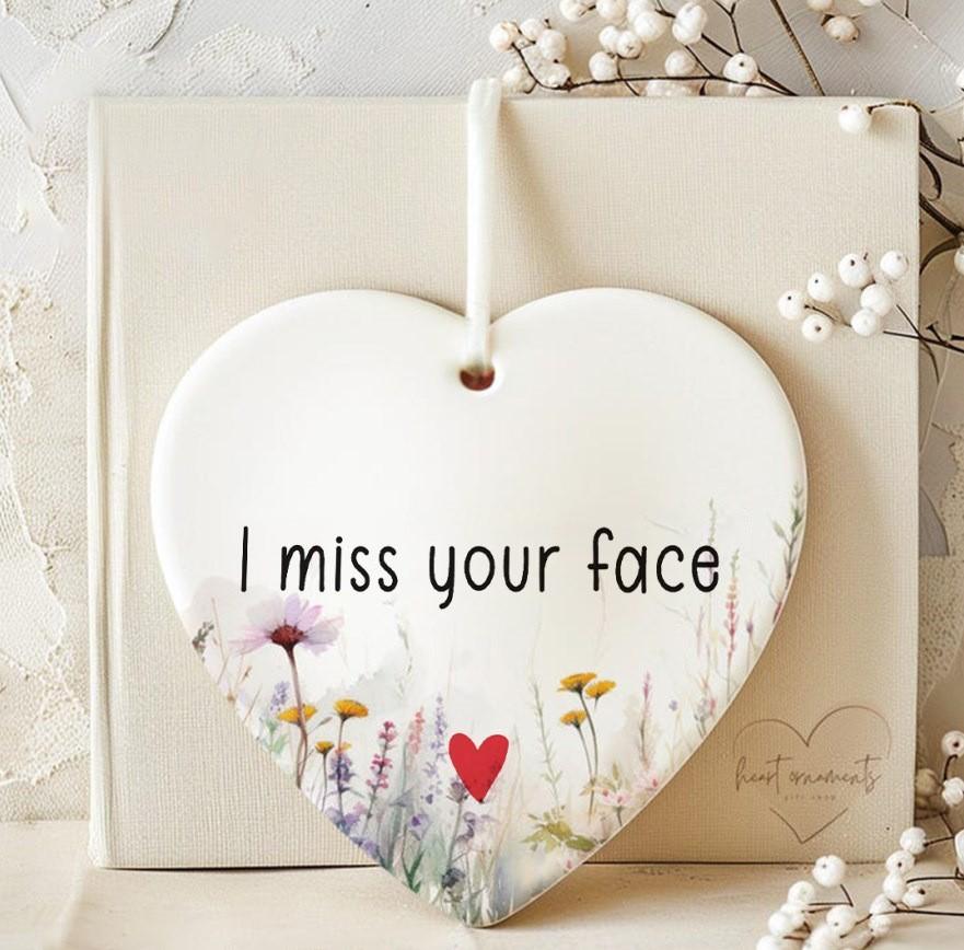 Friends Plaque, Ceramic Heart Gift, Unique Friendship Gift For Best Friend, Ceramic Hanging Heart, Gift For Friend, Christmas Gift