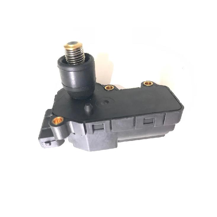 Idle air Control Valve For Citroen Berlingo Saxo Peugeot 106 306 Partner RANCH Seat Ibiza VW golf polo 19203R 19205Z 0132008601