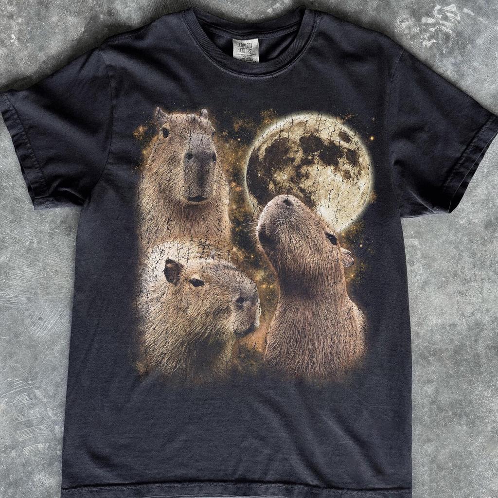 Capybara Howling Moon T-Shirt, Starry Night Wildlife Lover Tee