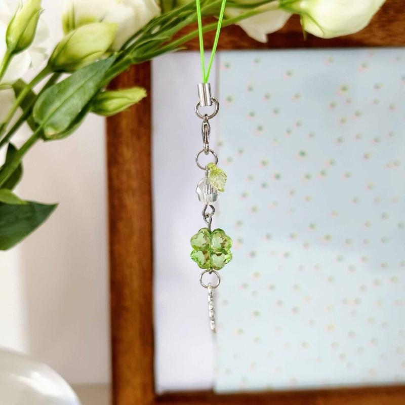 Lucky Clovers Beaded Phone Charm Versatile Lucky Clovers Phone Chain Acrylic Alloy Bead Decors for Bags & Wallets