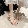 Модные летние сандалии женские с заклепками черные белые туфли Sandalias Mujer Verano 2025 Сандалии Туфли Шлепанцы Sapatos Femininos