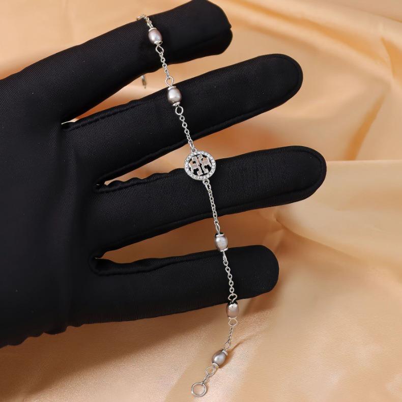 Браслет с логотипом Double T и паве из жемчуга - Латунь, Позолоченный, Легкая роскошь