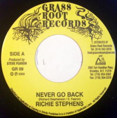 Пластинка 7 дюймов RICHIE STEPHENS / THRILLER U - Never Go Back / Save Me GR08 Grass Root Reco 2003 США Регги, Ска и Даб Б/у