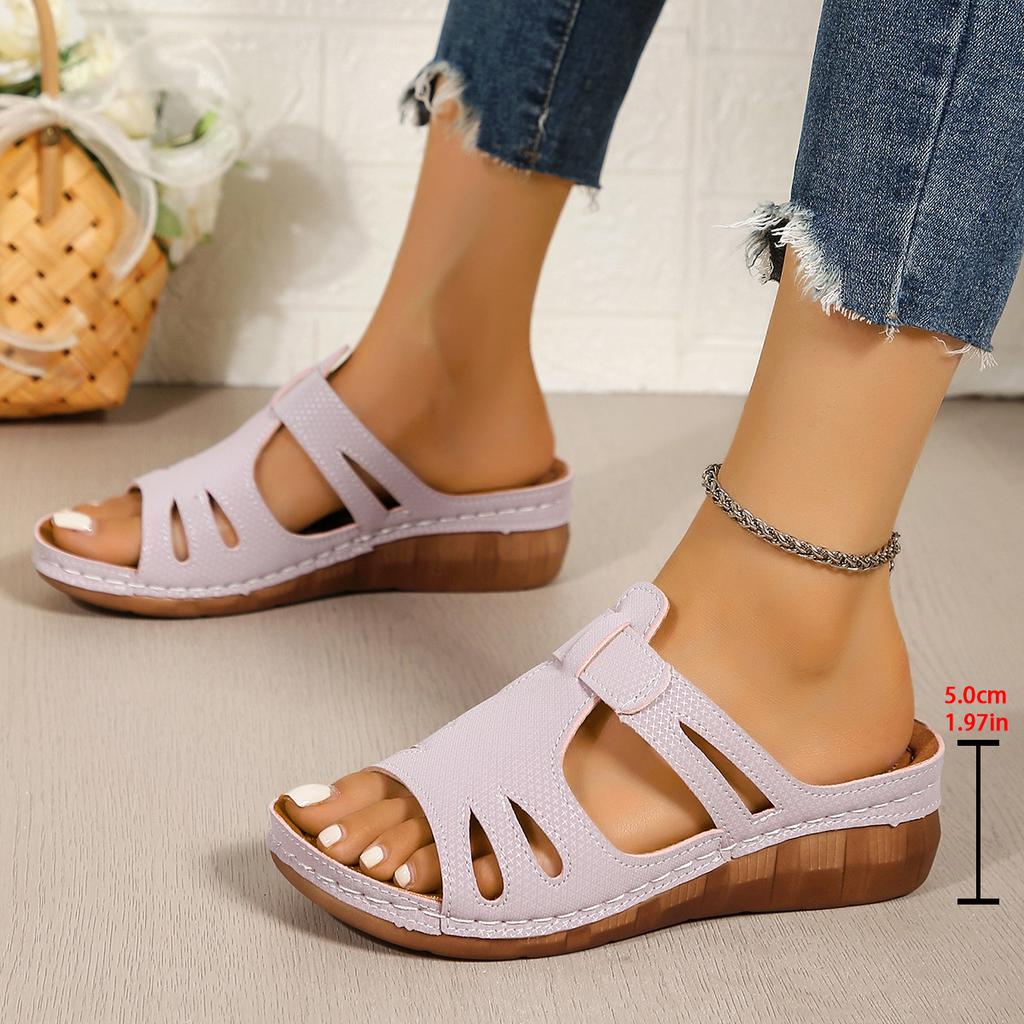 Летние новые шлепанцы на толстой подошве, полые, однотонные, повседневные, с открытым носком, на танкетке, полузакрытые, женские туфли