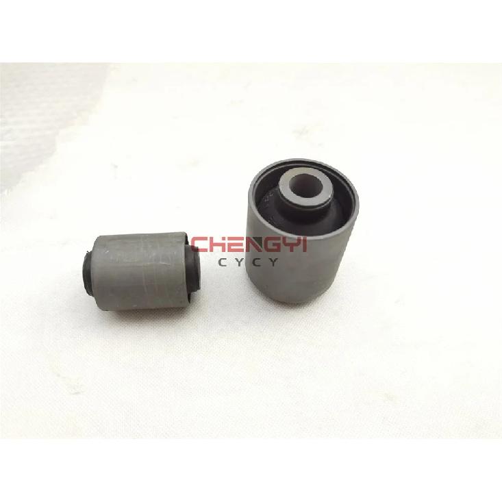 1PCS Rear Suspension Steering Knuckle Horn Bushing Rubber Sleeve For Pajero Montero Shogun V73W V63W V97W V93W MR374675 MR374674