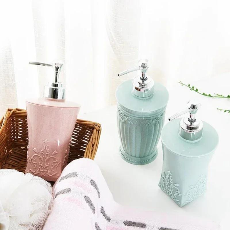 1Pcs European Carved Bath Gel for Household Hotels Body Lotion Dispensing Bottle Shampoo Empty Bottle Press Bottle Lotion Bottle