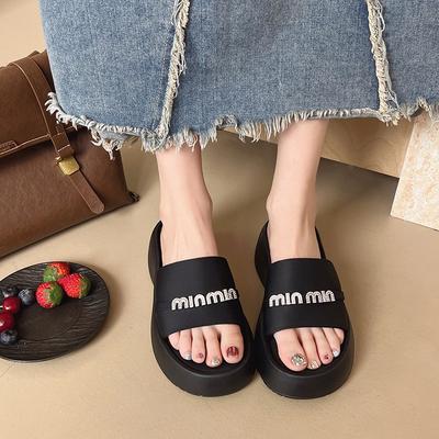 Женская обувь – Сандалии