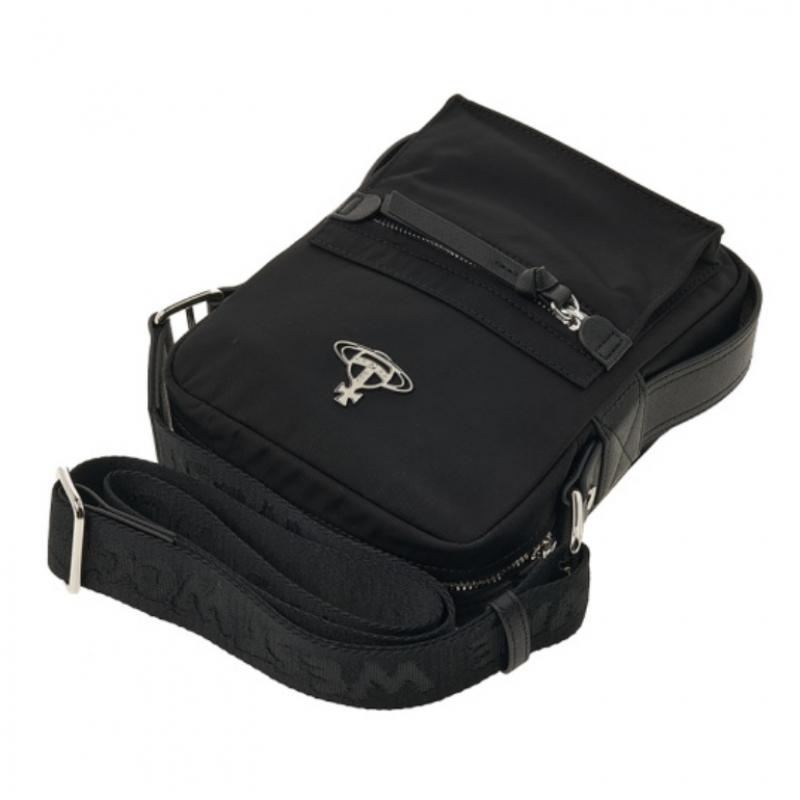 Vivienne WeStwood SS25 Men S jackSon Logo croSSbody Bag 4803000bu W001y N401