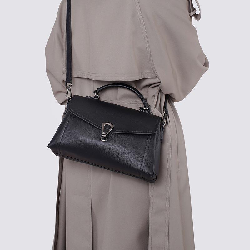 Кожаная сумка женская новая сумочка женская для работы и поездок нишевая высококачественная из коровьей кожи сумка-мессенджер женская