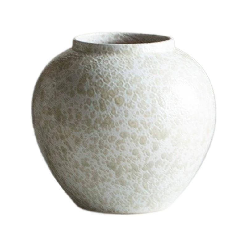 Country Style Ceramic Vase for Tabletop Decoration and Flower Arrangement