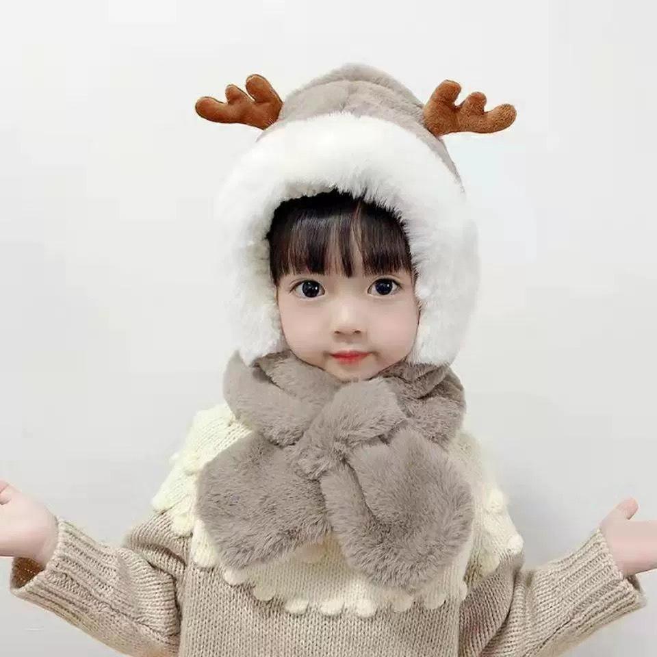 Children's plush hat and scarf combo for autumn and winter, unisex baby pullover hat, thickened cute cartoon deer ear protection hat