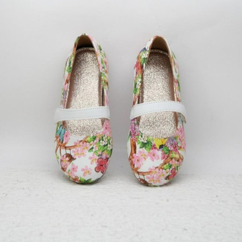 Кожаные туфли для девочек на вечеринку, свадьбу, ретро-принт, детская обувь для принцесс, мягкая подошва, детская обувь на плоской подошве, весна-осень 2024 г.