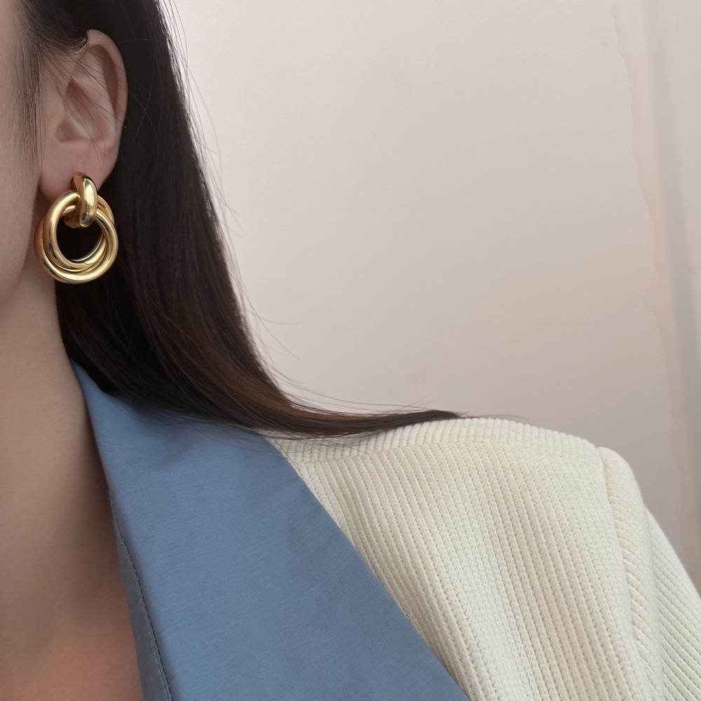 Геометрические серьги-кольца с ретро-завитком - Европейский и американский стиль