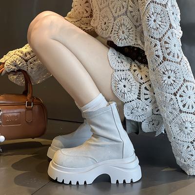 Черный британский стиль маленький человек на высокой платформе с толстым каблуком ботинки Мартина женские 2025 новые осенние ретро короткие ботинки