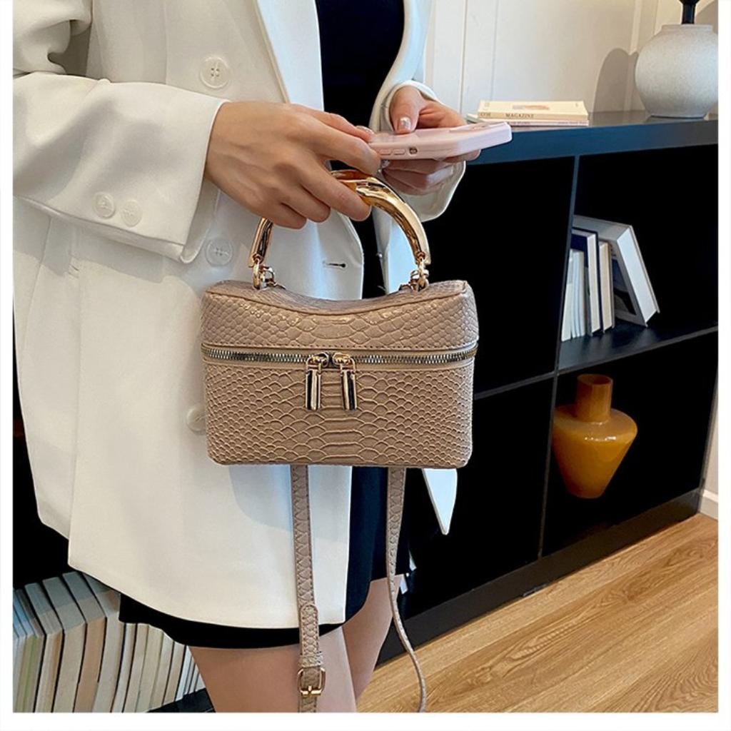 Xeie Thuk Handbag Crossbody Bag Women PU Embossed Daily Office