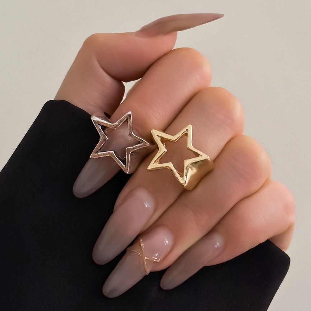 Hollow Metal Star Ring Geometric Wide Finger Buckle Creative Geometric Open Ring Friend