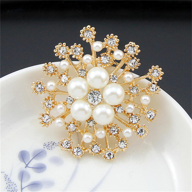 Pearl   Vintage Flower Brooch Pin Brooches For Women Gift