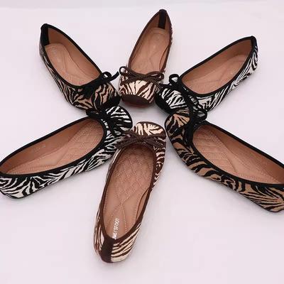 Модные балетки для женщин Весна Осень 2025 Новые с бантом Квадратный носок Леопардовый принт Зебра Большие размеры Женская обувь Лоферы Женская обувь