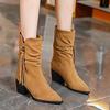 Британский стиль остроносые короткие сапоги на высоком каблуке женские 2025 осень новые толстый каблук бахрома темперамент универсальные ретро мода одинарные сапоги