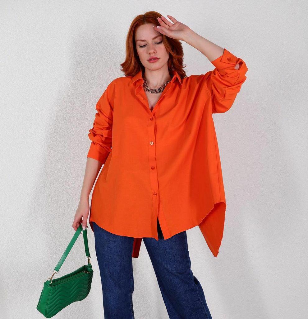 Европейская и американская женская однотонная рубашка с длинным рукавом и разрезом сзади свободного кроя - Мода осени 2023.