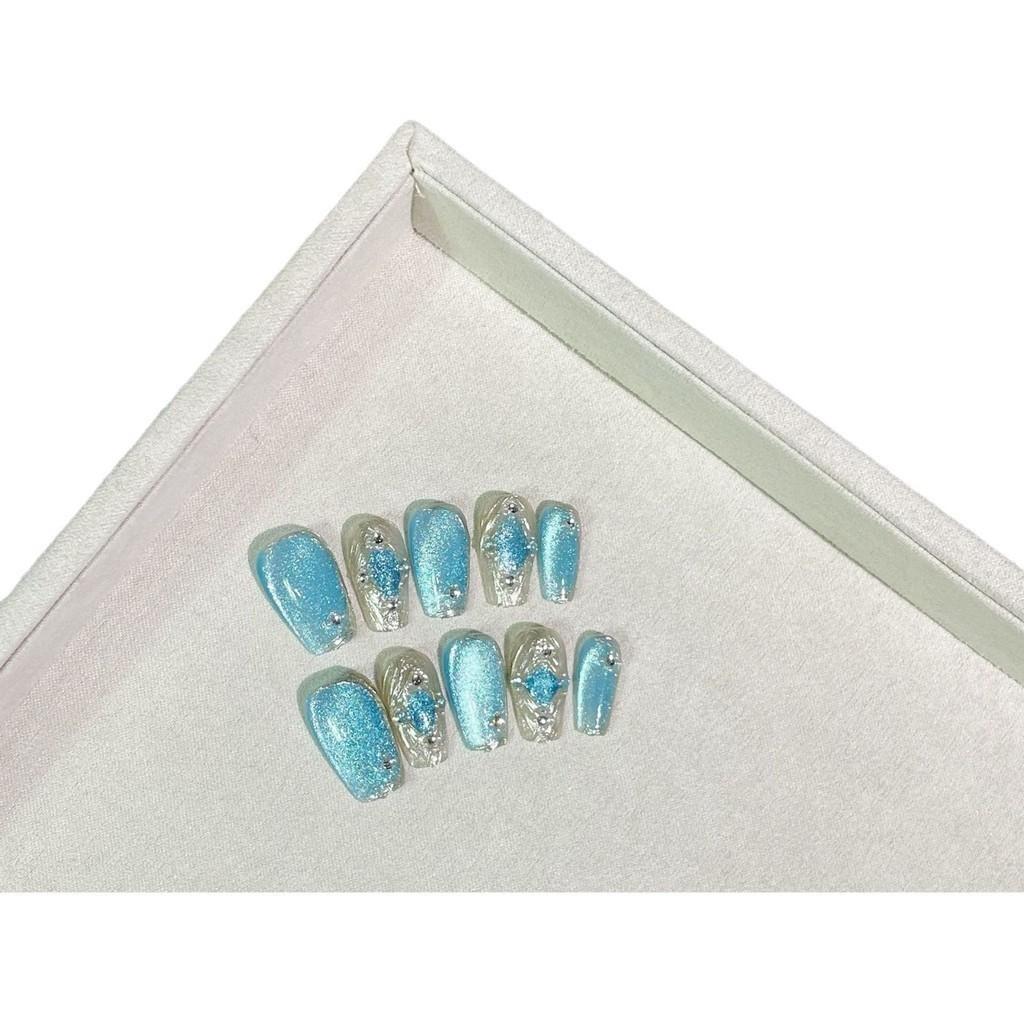 100% РУЧНАЯ РАБОТА Набор накладных ногтей средней формы в форме гроба с клеем Синий Buccellati Короткий кошачий глаз Spar Нажмите на ногти Накладные ногти Многоразовые и съемные ногти