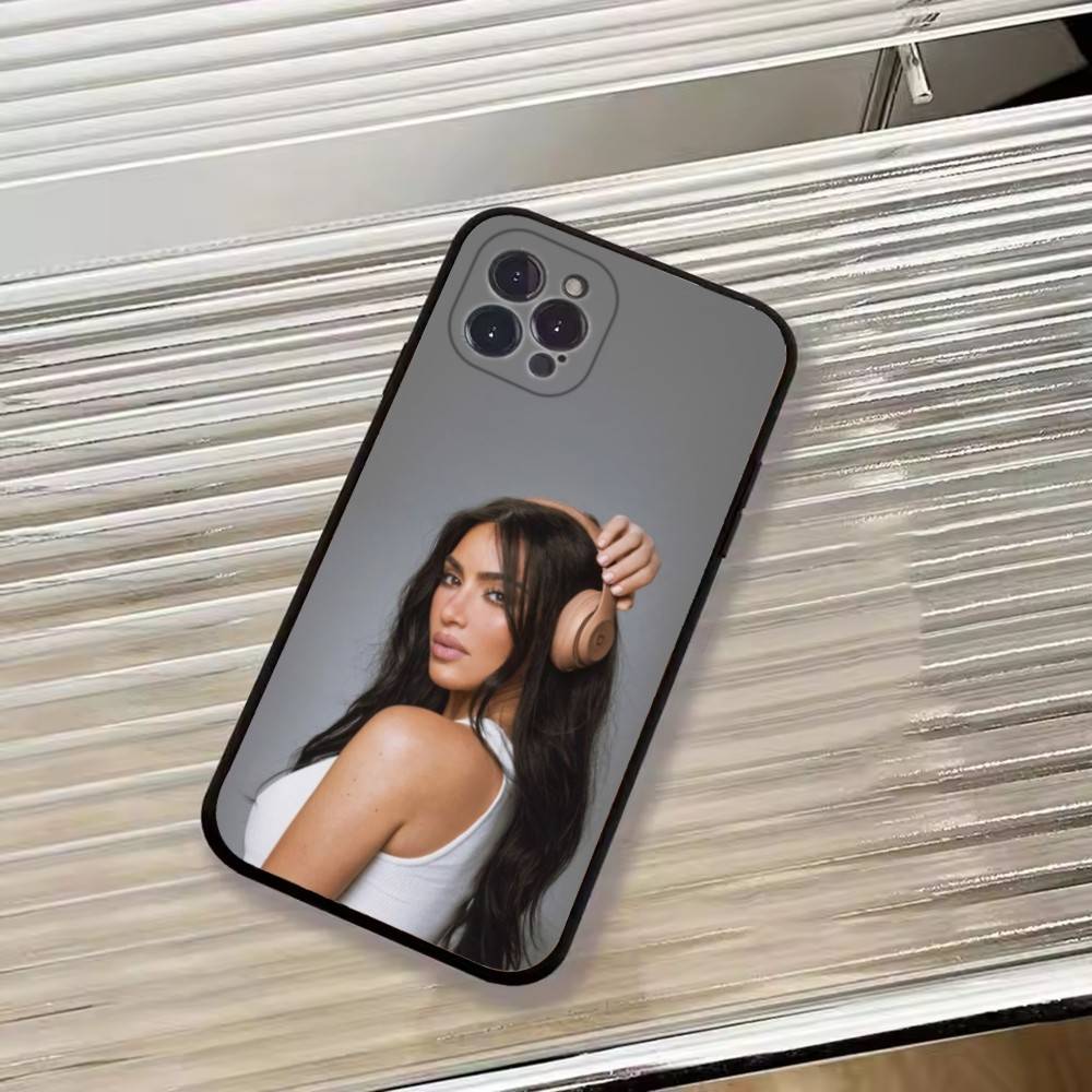К-Ким К-Кардашьян Крутой Чехол Для Телефона Для iPhone 17, 16,15,14,13,12,11 Plus,Pro Max, Другие Мягкий Черный Чехол
