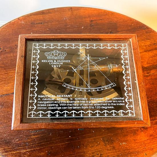 Морской секстант из латуни в деревянной коробке Морской коллекционный декор