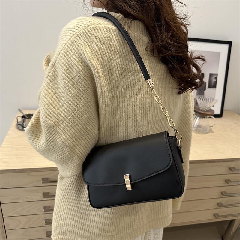 Fashionable Small Square Bag For Women Perfect For Autumn Winter With Trendy Stitching