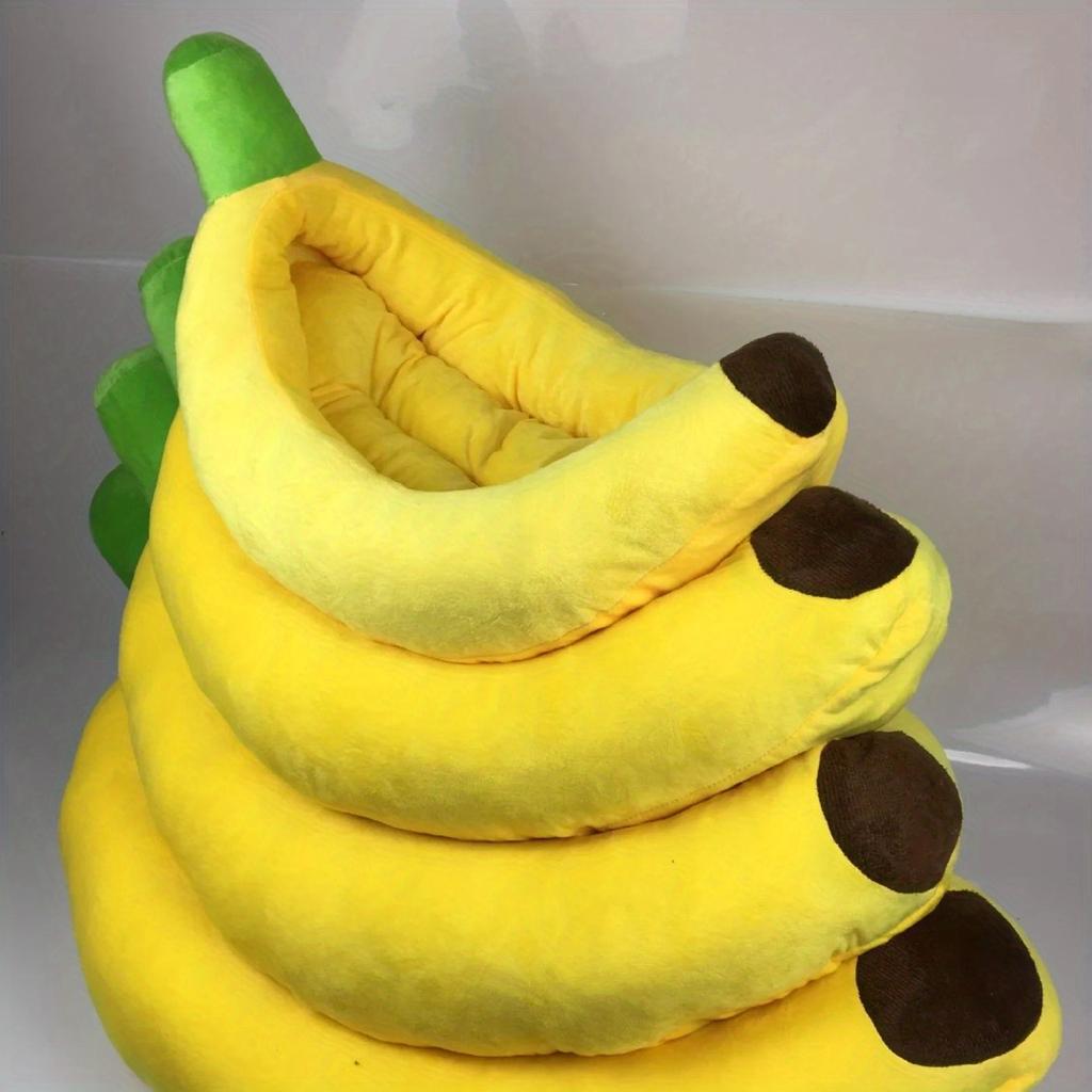Banana-shaped plush pet bed for small/medium dogs, no assembly, soft & easy to clean