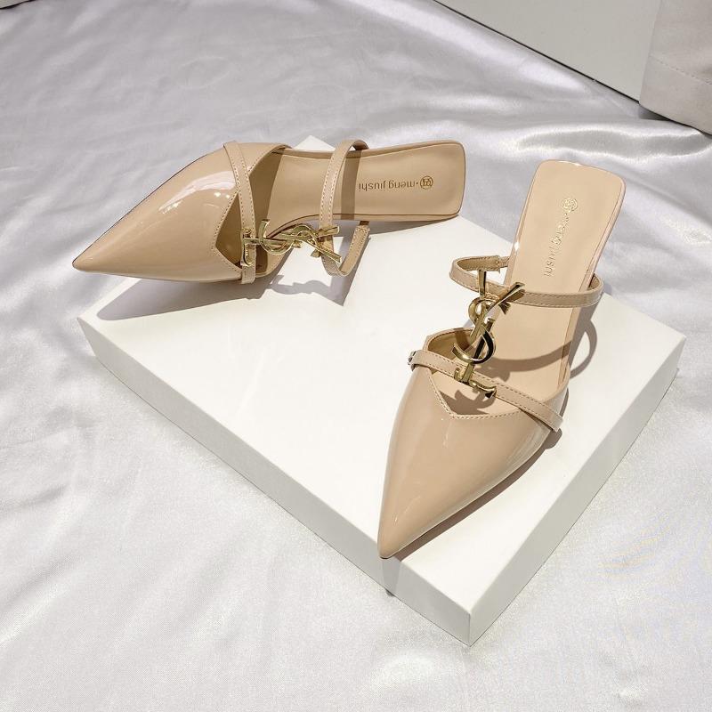 Лакированная кожа металлическая буква сумка голова полушлепанцы женская обувь на высоком каблуке лето новый тонкий каблук заостренный модный vs