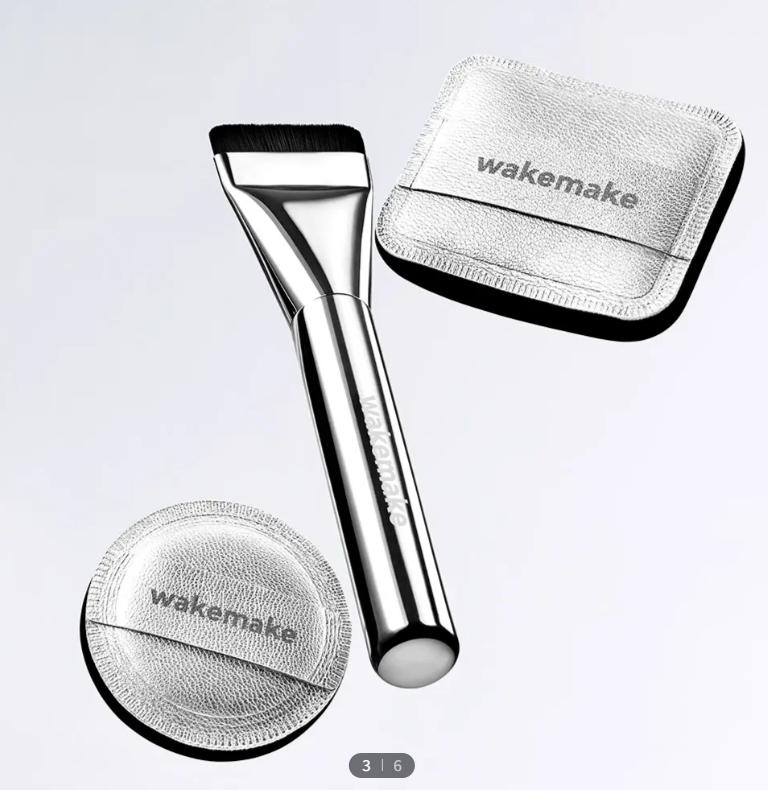 WAKEMAKE Spatula Wide Foundation Brush (NEW)