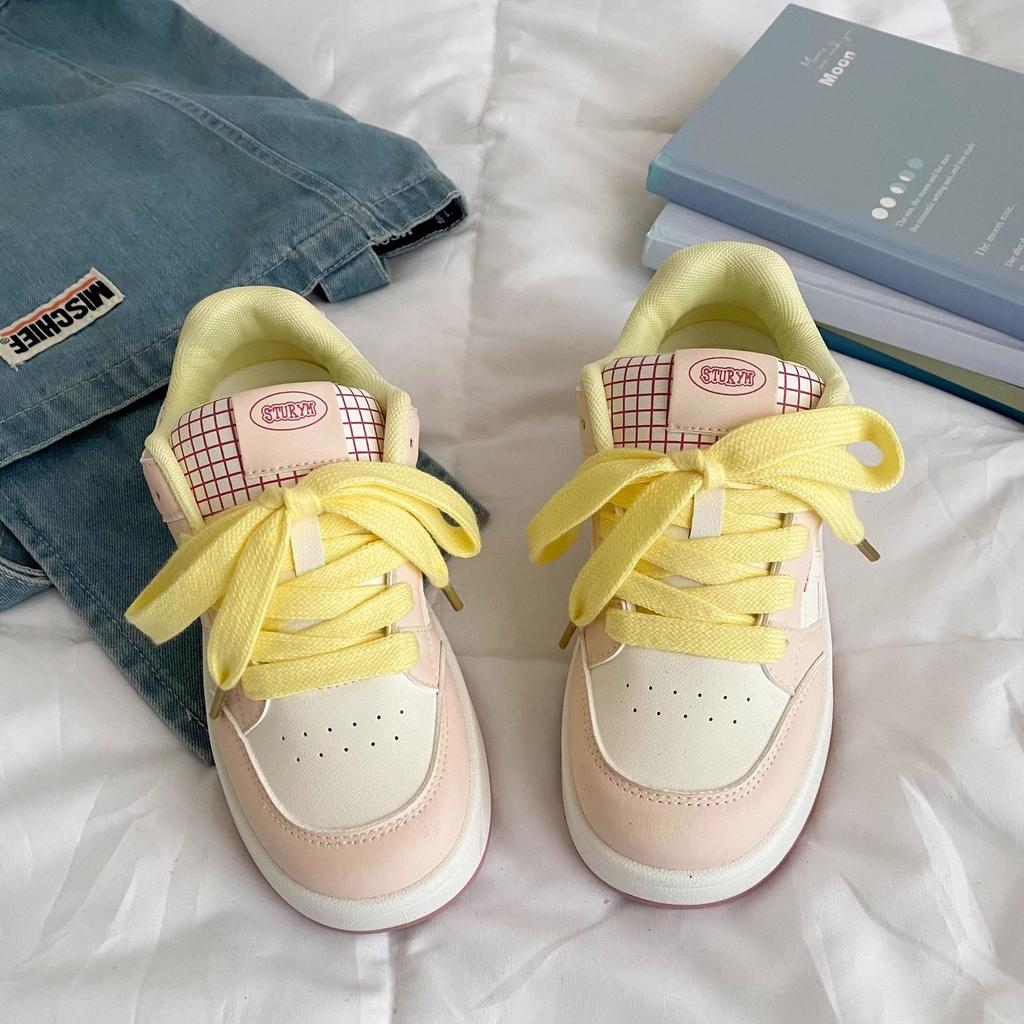 Модные женские кроссовки 2025 Розовые кроссовки на массивной платформе Женская шикарная повседневная обувь Трендовые слипоны с платьем Удобные для повседневной носки