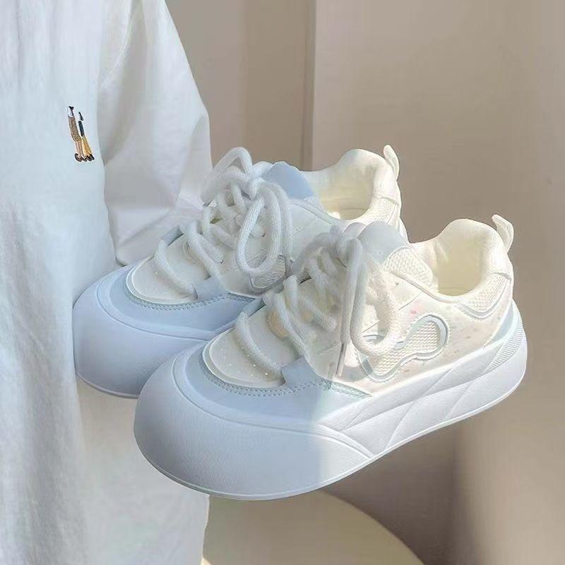 Летние сетчатые дышащие туфли для хлеба женские новые на платформе белые туфли оригинальная ниша универсальные спортивные кеды