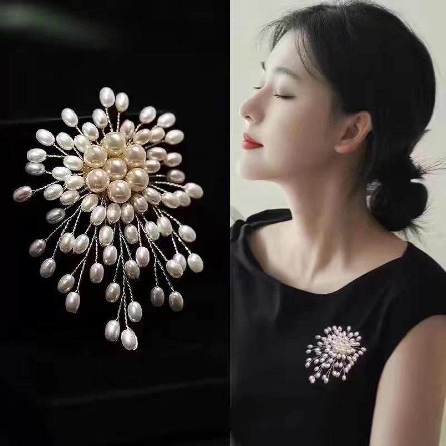 Elegant Handmade Pearl Brooch Corsage Pin Clothing Accessories Brooches and Body Jewelry