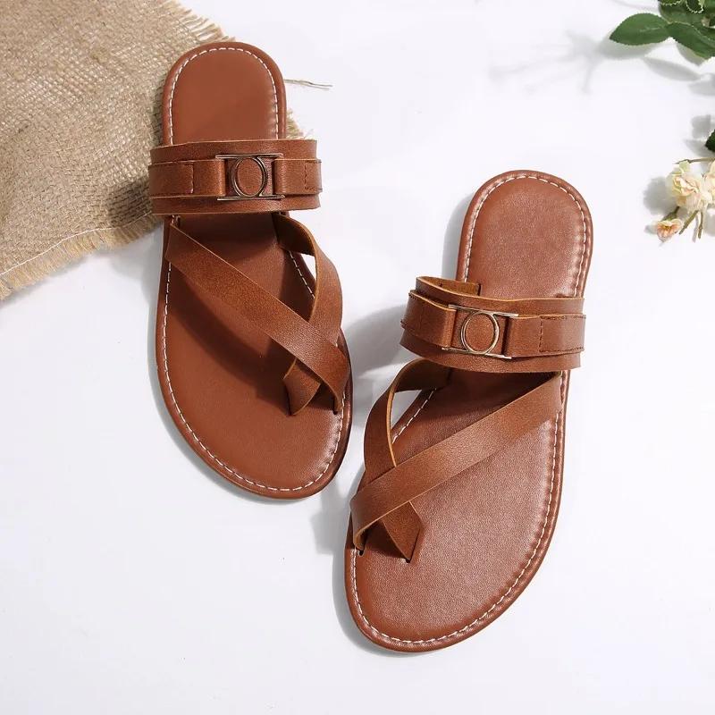 Модная обувь для женщин 2024 года, горячая распродажа, женские тапочки, летние римские однотонные повседневные пляжные тапочки на плоской подошве, удобные тапочки большого размера