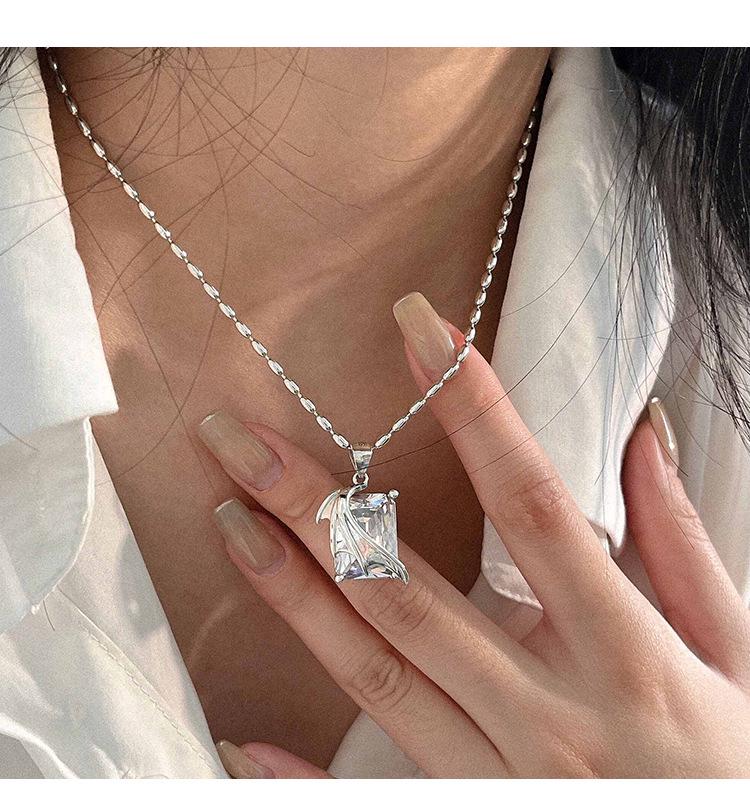 Серебряное стерлинговое ожерелье S925 в корейском стиле с оливковой бусиной на ключицу для женщин