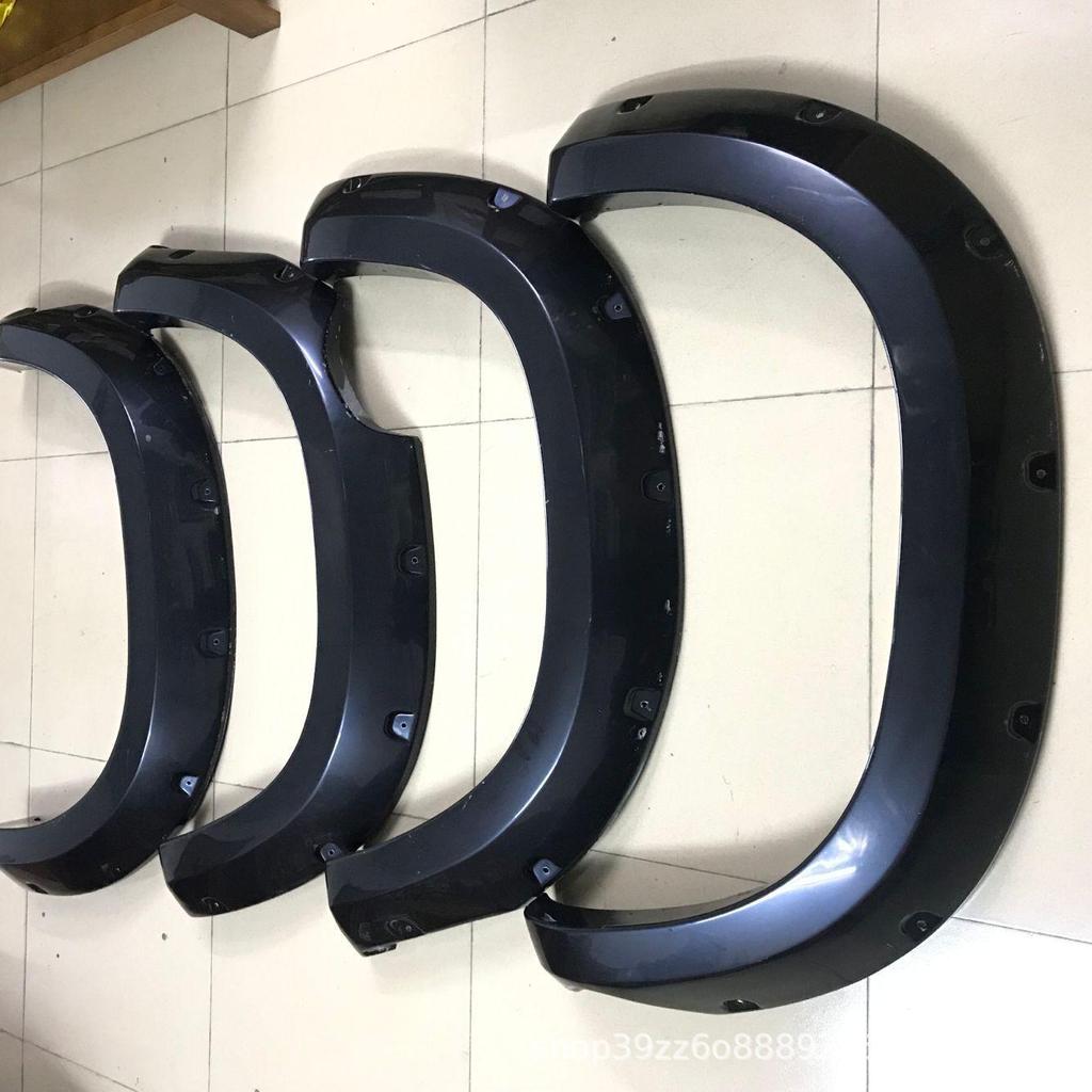 Комплект расширителей крыльев Wide Body для Mercedes-Benz X-Class 2018+ с винтами и заклепками