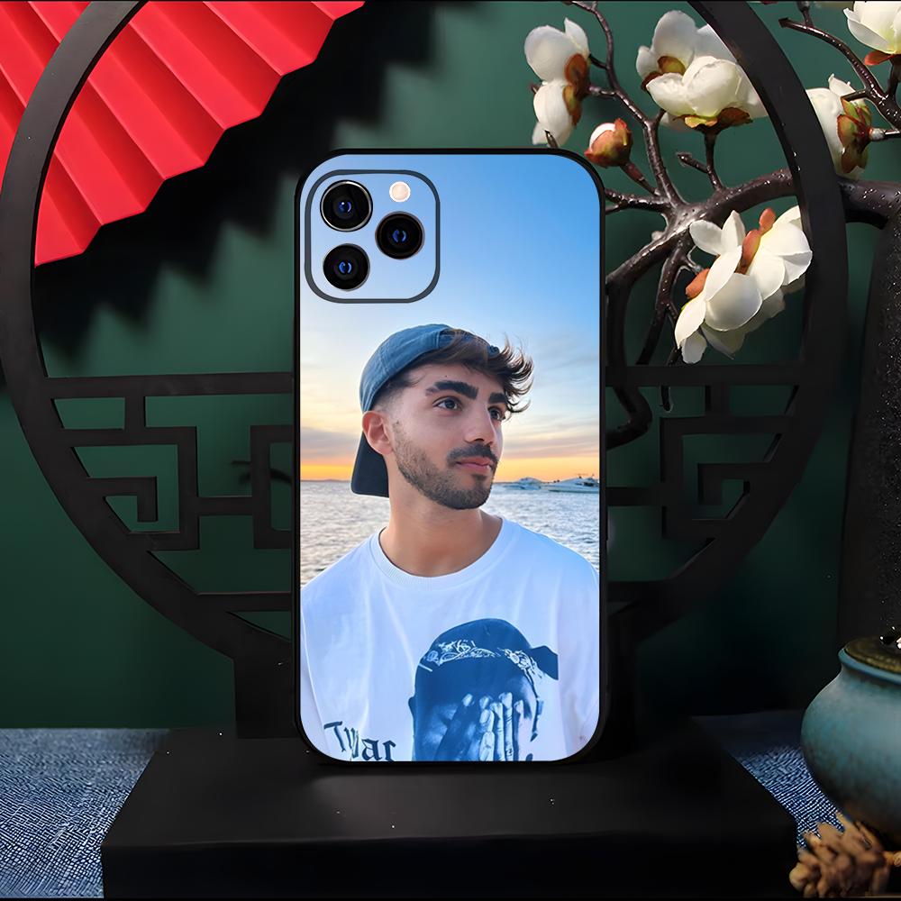 Singer Fede V-Vigevani Phone Case For IPhone 17 Pro Max 16 15 14 Pro Max 13 11 Air Plus Silicone Cover