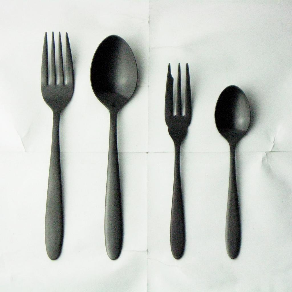 Nagao Tsubame-Sanjo Sumi-Tamari Dinner Cutlery Set (8 pieces), 18-0 Stainless Steel, Black Oxide Color, Made in Japan